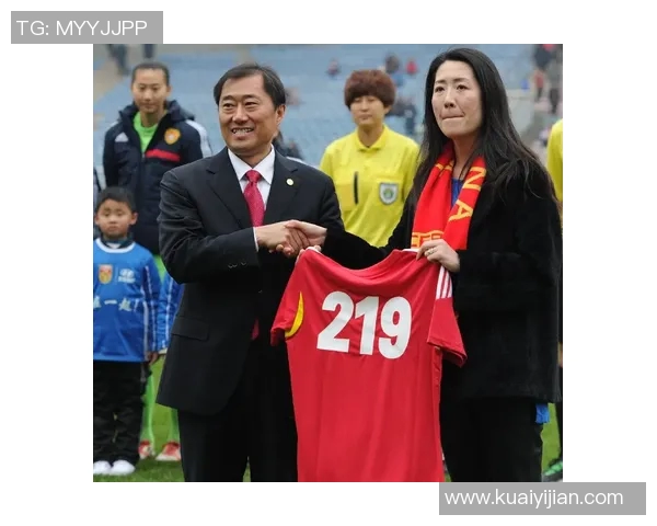 足球明星女球员的优质头像分享展现她们的魅力与风采